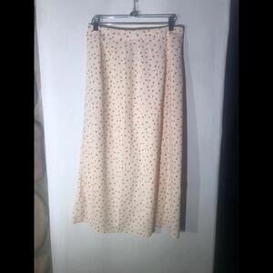 skirt bottom below the knee Cream & red flower